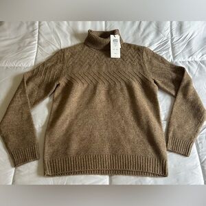 New Women’s Jack & Jones Size Medium Turtleneck Sweater